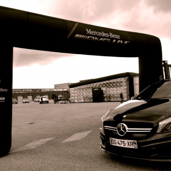 stand-gonfiabile-amg-mercedes 4