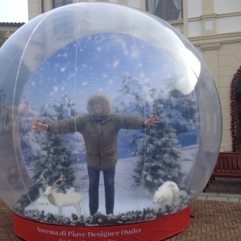 sfera di neve gonfiabile