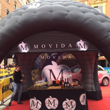 movida-cafe-igloo-gonfiabile