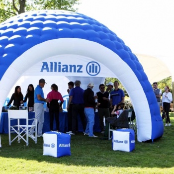 igloo-gonfiabile-allianz