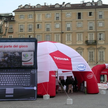 Allestimenti gonfiabili per road show