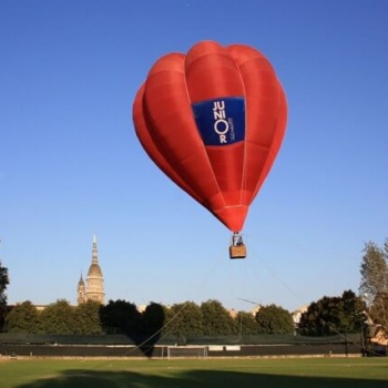 Mongolfiera in volo vincolato per inaugurazioni